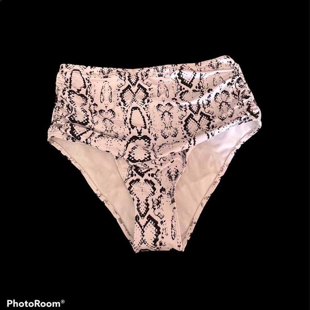 NWT Tempt Me High Waist Bikini Bottoms